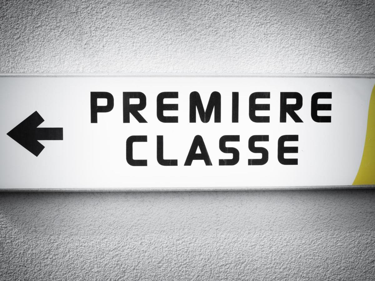 Premiere Classe Lisieux Hotel Exterior foto